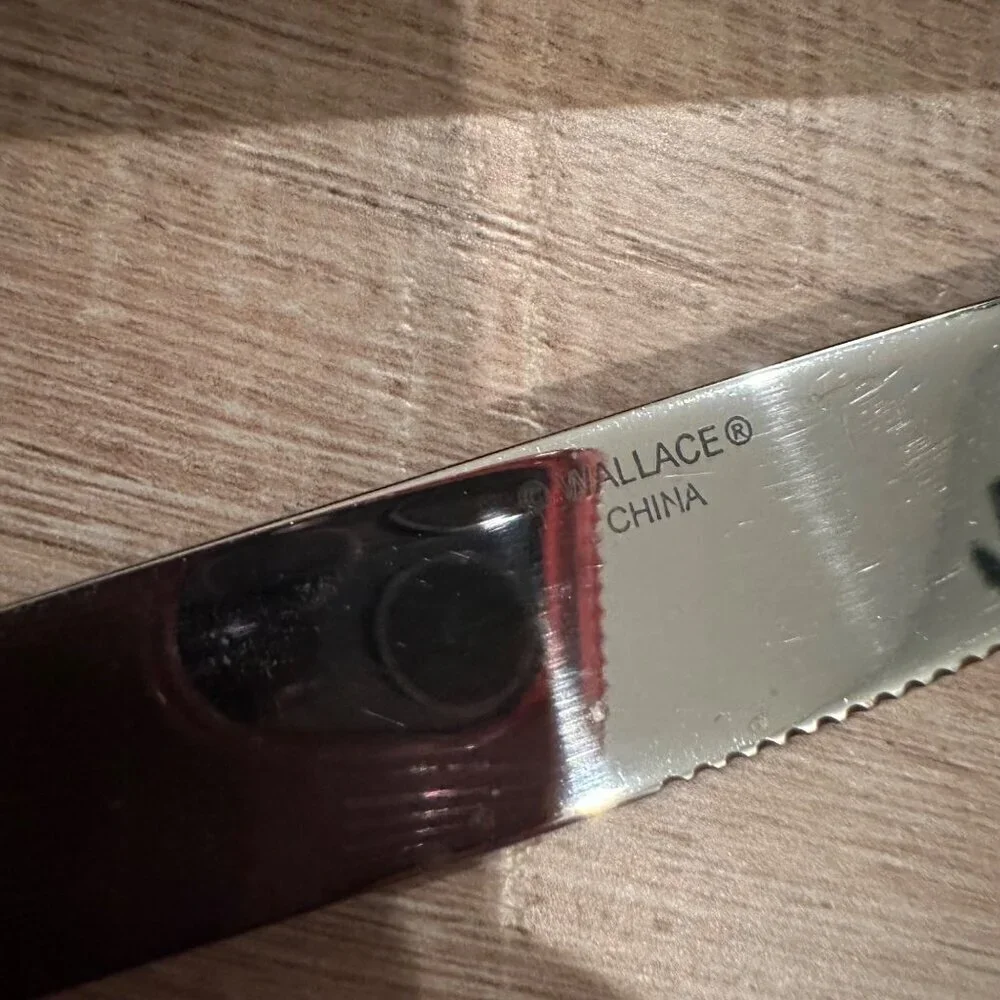 WALLACE SILVERSMITHS KNIFE SET IN CASE